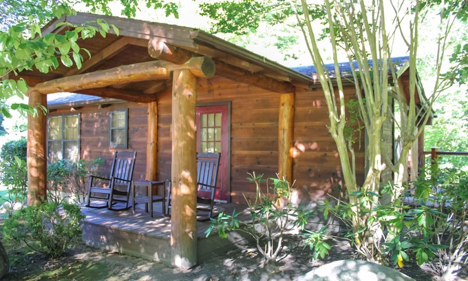 Cosby Cabin | Cozy Creek: Cozy Cabin with Large Deck Overlooking Mountain Stream
