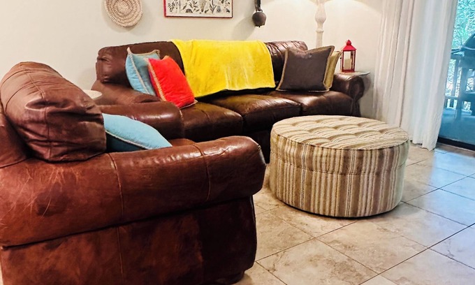 Hot Springs Village Condo | Cozy Creek Red- Walk to Tennis Courts and Lake- Dog Friendly!