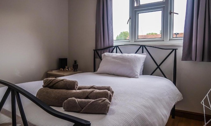 Livesey Apartment | Cozy double room - Only room