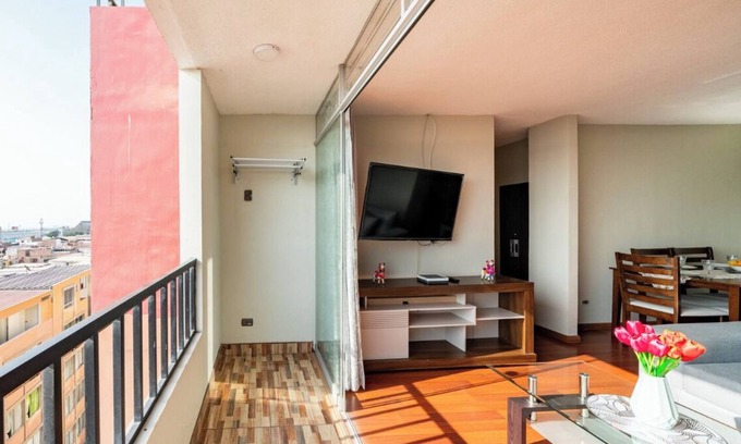Callao Apartment | Cozy Estela apartment in Lima 5km from Jorge Chavez airport