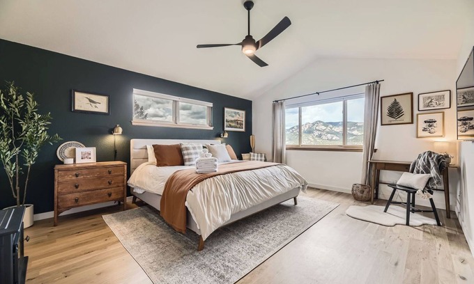 Pine House | Cozy Fall Cabin | Hot Tub and Scenic Views