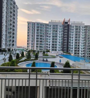 Central Seberang Perai Apartment | Cozy FamiLee Homestay