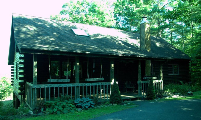 Bolton Landing House | Cozy Family Friendly Lake View Home w/Easy Trip to Town & Beach