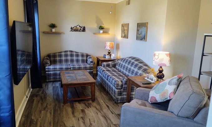 Ishpeming House | Cozy family home in residential Neighborhood.