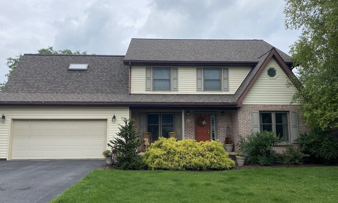 State College House | Cozy family home close to Beaver Stadium and Waffle Shop!