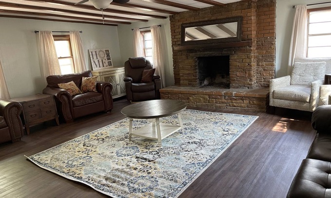 Palisades House | Cozy Family Home with tons of room and enjoy wilderness.