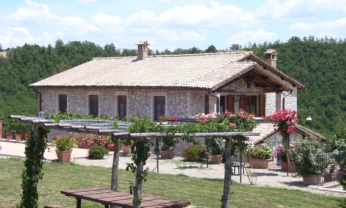 Fabro Other | Cozy farmhouse