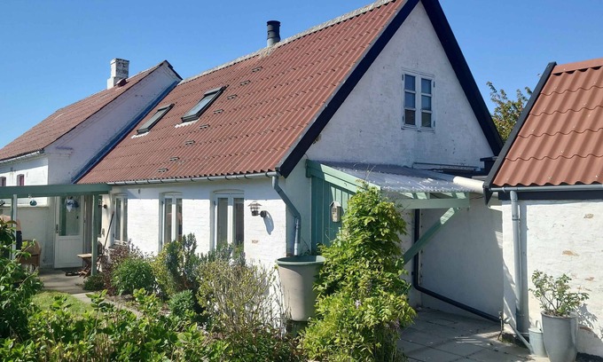 Arnager Villa | Cozy fisherman's house near the sea
