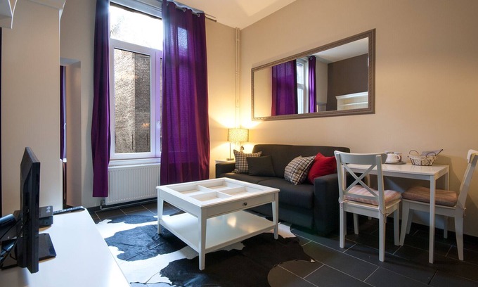 Rogier Apartment | Cozy Flat 2A .......