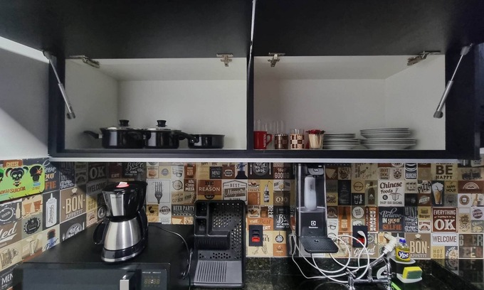 Alphaville Apartment | Cozy flat black Homeoffice 19th Floor