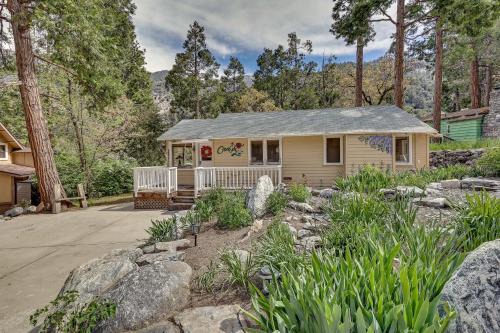 Forest Falls House | Cozy Forest Falls Rental Cabin Near Hiking Trails!