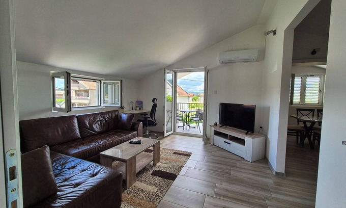 Podgorica Apartment | Cozy, Fully Equipped, Free parking & Wifi, Quiet, 2BD