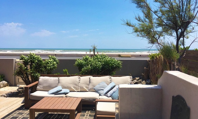 Narbonne-Plage Apartment | COZY, GARDEN, FACING THE SEA AND FEET IN THE SAND