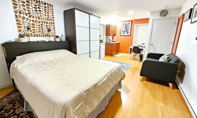 Strathcona Apartment | Cozy Garden Suite w/Private Entrance