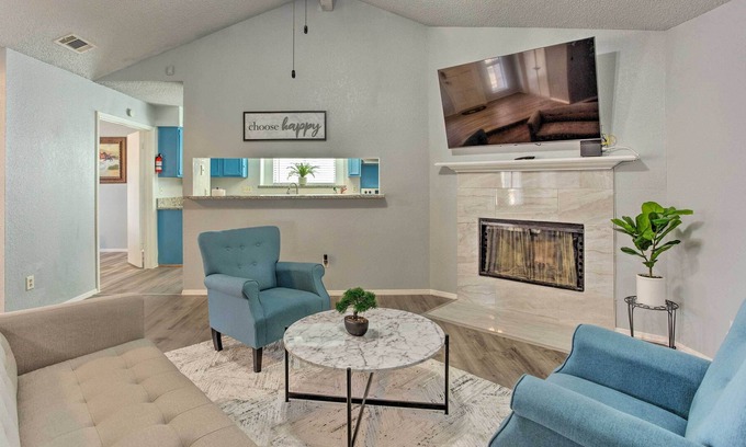Garland House | Cozy Garland Home 20 Mi to Downtown Dallas