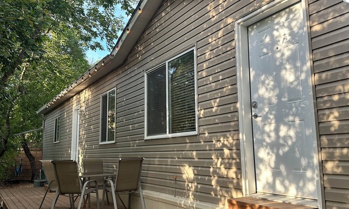 Grayson Cabin | Cozy Getaway Cabin at Crooked Lake: Walking Distance to the Beach
