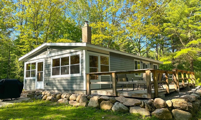 Clarington Other | Cozy getaway retreat in the Ganaraska area away from the city!