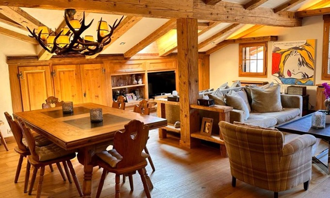 Gstaad Ski Chalet | Cozy Gstaad Chalet With Modern Touch