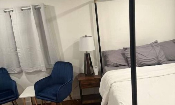 Villa Potrero Apartment | Cozy Guesthouse close to Airport 🛫 in Central PHX 🏜️with peaceful backyard🌳