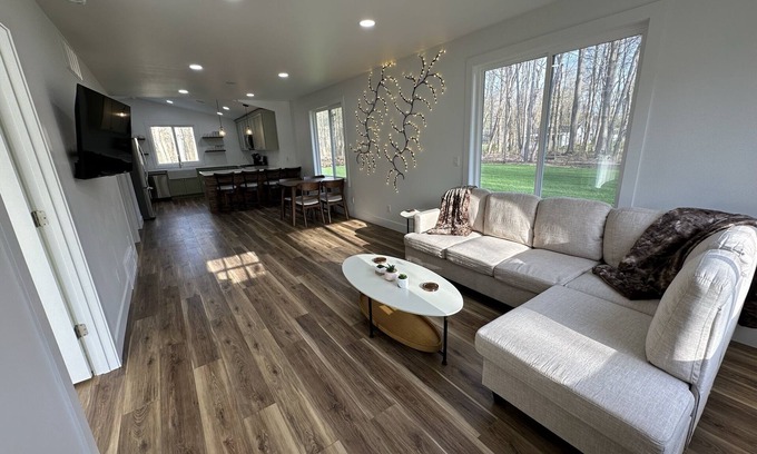 Lake Michigan Beach House | Cozy Hidden Retreat Close to Lake Michigan
