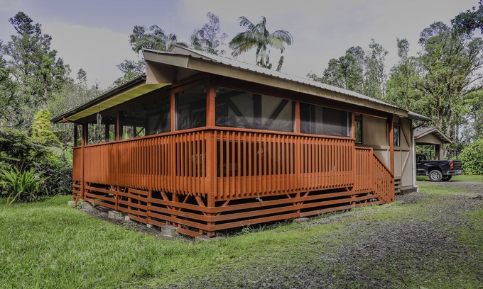 Fern Acres House | COZY HIDEAWAY IN THE OHIA RAINFOREST LOCATED BELOW VOLCANO NATIONAL PARK