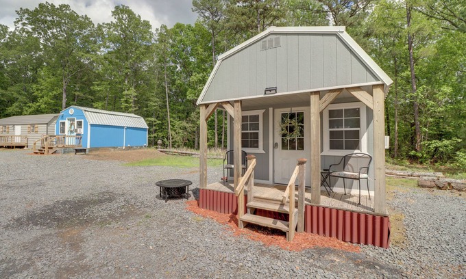 Higden Apartment | Cozy Higden Studio: Close to Greers Ferry Lake!