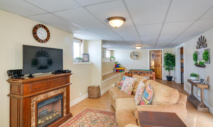 Cannonville House | Cozy Historic Home with Games, Near Bryce Canyon!