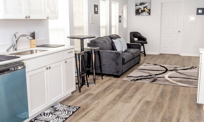 Salisbury Apartment | Cozy Historic Modern Apt on Main St in Charming Salisbury
