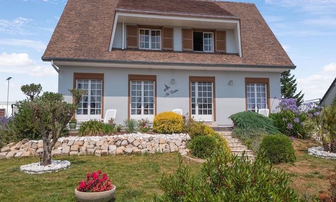 Isigny-sur-Mer House | Cozy holiday home in Isigny-sur-Mer