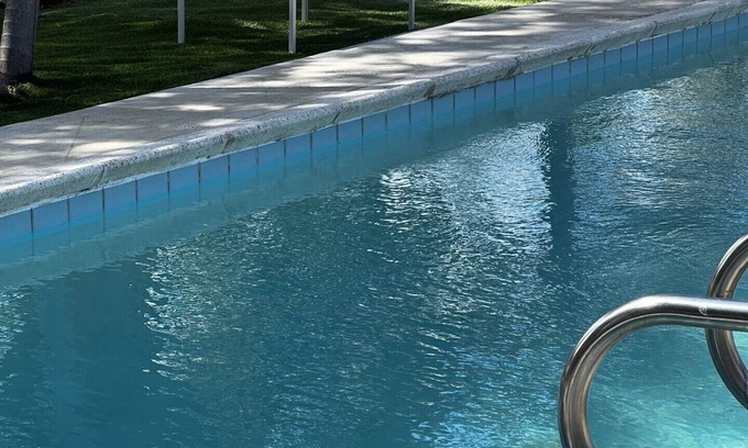 Parkside House | Cozy Hollywood Pool View 1Bedroom/4Guest! n