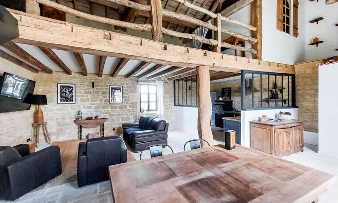 Saint-Julien-de-l'Escap House | Cozy home in Saint-Julien-de-l'Esca