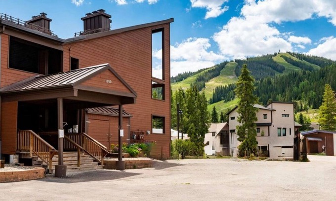Old Town Condo | Cozy home base for a great trip!