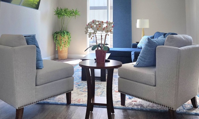Lamar Heights Area House | Cozy Home By Denver