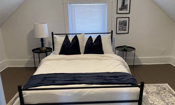 Downtown Akron House | Cozy home close to downtown