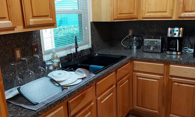 Fussels Corner House | Cozy home close to Orlando, in a secure golf park.