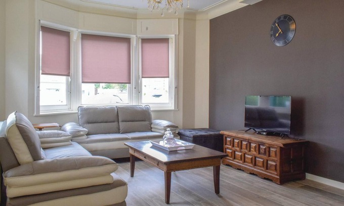 Adinkerke House | Cozy home in Adinkerke with WiFi