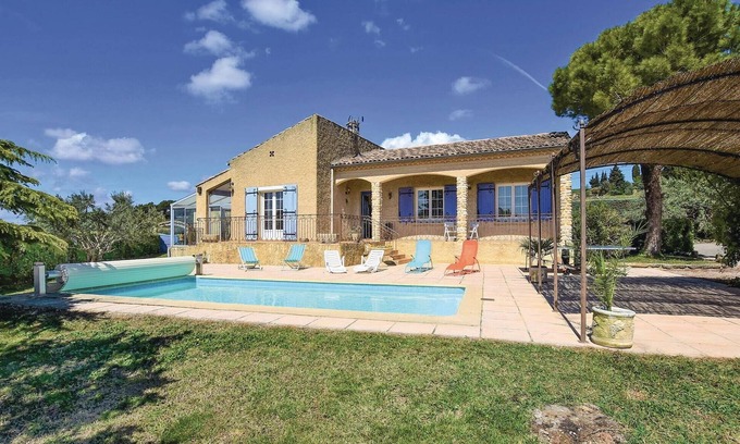 Cairanne House | Cozy home in Cairanne
