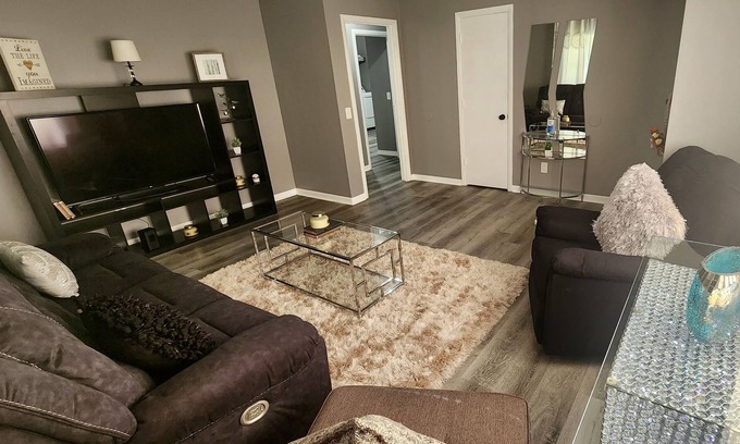 Graysville House | Cozy Home in Chattanooga