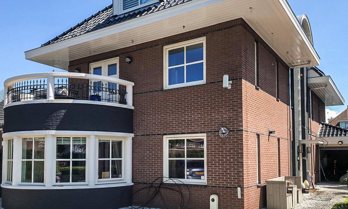 Leidschenveen-Ypenburg House | Cozy home in Den Haag with WiFi