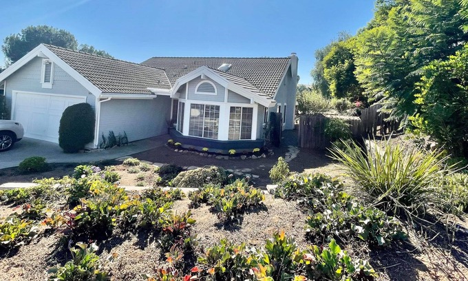 North Broadway House | Cozy Home in Escondido