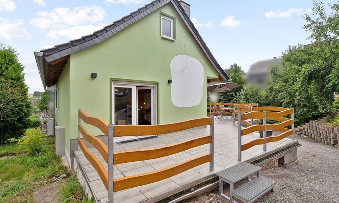Allersdorf House | Cozy home in Großbreitenbach with WiFi