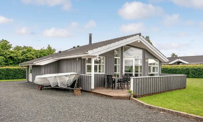 Flovt Strand House | Cozy home in Haderslev with sauna
