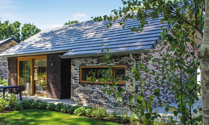 IJhorst House | Cozy home in IJhorst with kitchen