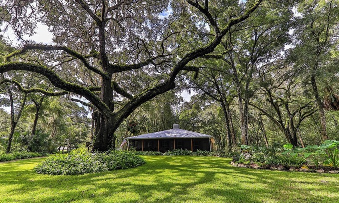 Inverness House | Cozy home in Inverness!