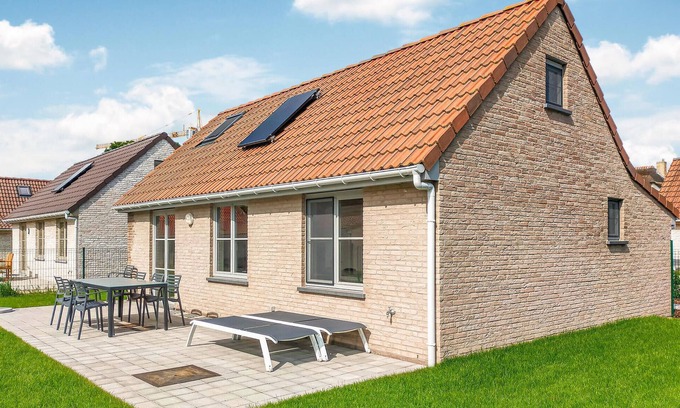 Middelkerke House | Cozy home in Lombardsijde with WiFi