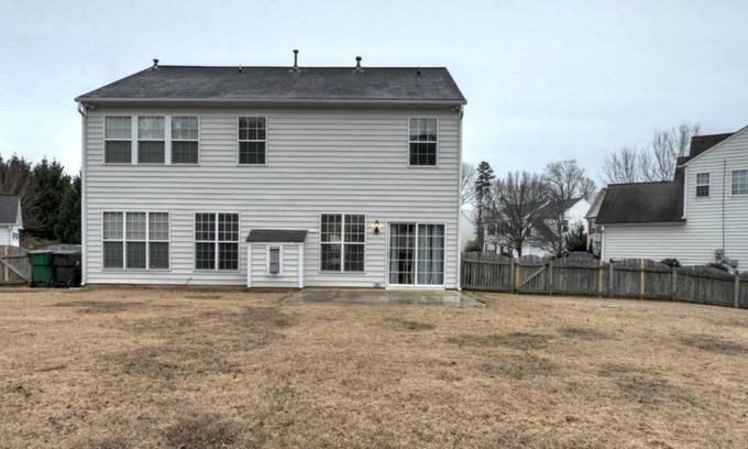 Charlotte House | Cozy home in private community