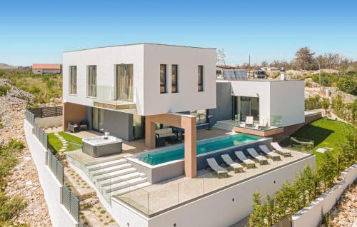 Zaton House | Cozy Home In Sibenik With Sauna