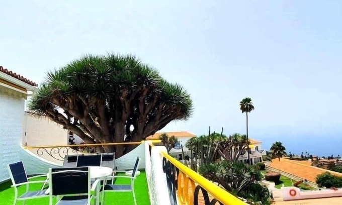 Tacoronte Apartment | Cozy home in Tenerife with views & pool