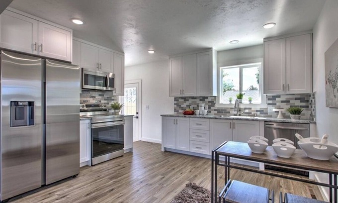 Twin Falls House | Cozy Home in the Center of Town