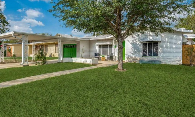 North San Antonio - SAT House | Cozy Home in the heart of San Antonio.